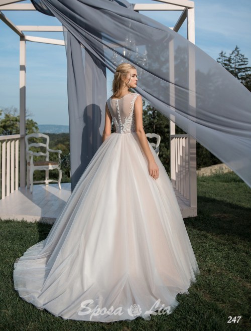 https://www.sposa-lia.com/images/stories/virtuemart/product/247       (3).jpg